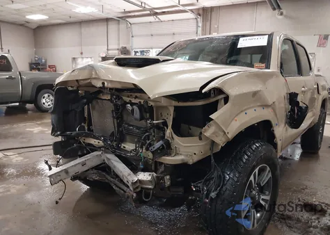 2016 Toyota Tacoma Trd Sport из США, поврежденный, VIN 3TMCZ5AN2GM024348